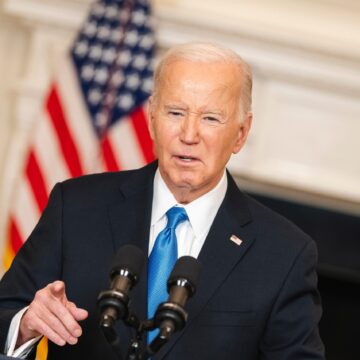 shutterstock_2433579867-scaled.jpg Joe Biden spune că l-ar fi putut învinge în alegeri pe Donald Trump