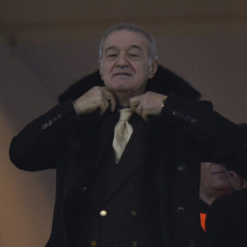 Gigi Becali a intrat în direct, la TV, şi a dezvăluit transferul pe care l-a făcut pentru FCSB! „Atât dau pe el”