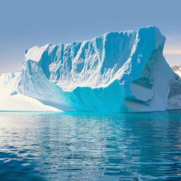Iceberg.jpg Cel mai mare iceberg s-a desprins și amenință teritoriul UK