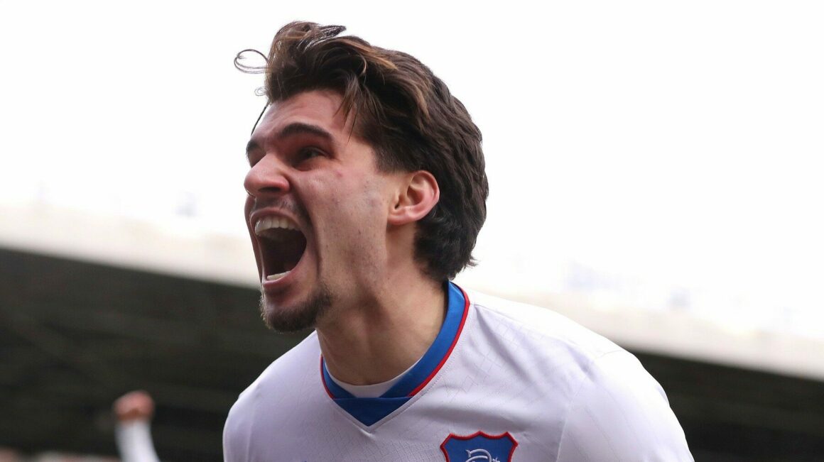 Răsturnare de situație pentru Ianis Hagi la Rangers. Jurnaliştii britanici au aflat decizia legată de contractul românului, care expiră în vară