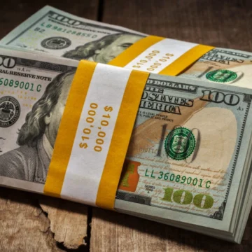 Dolarul american a crescut.
