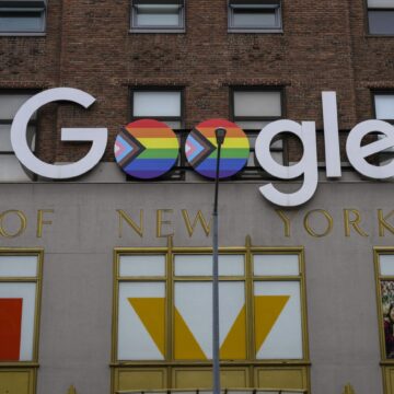 Motivul pentru care au fost eliminate „Luna Istoriei Femeilor”, „Luna LGBT”, „Luna Istoriei Africanilor” și „Ziua Holocaustului” din calendarul Google