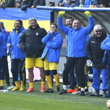 „Am băgat toți banii la flippere!”. Unul dintre cei mai mari fotbaliști români, lovit de viciul jocurilor de noroc