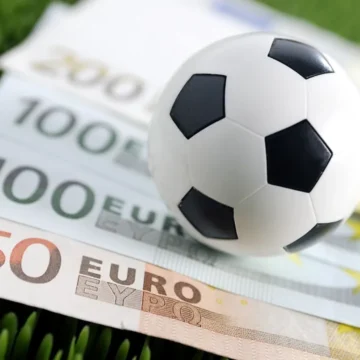 „Foarte mulți fotbalişti pariază! Dau bani unui văr, unei mătuşi sau soției”. Expertul în zona jocurilor de noroc ştie cum fentează jucătorii regulile. EXCLUSIV