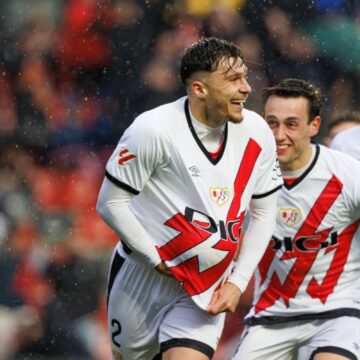 Oferta care zguduie transferul lui Andrei Rațiu la FC Barcelona. BBC a anunțat puterea legendară din Premier League care e gata să-l cumpere cu orice preț