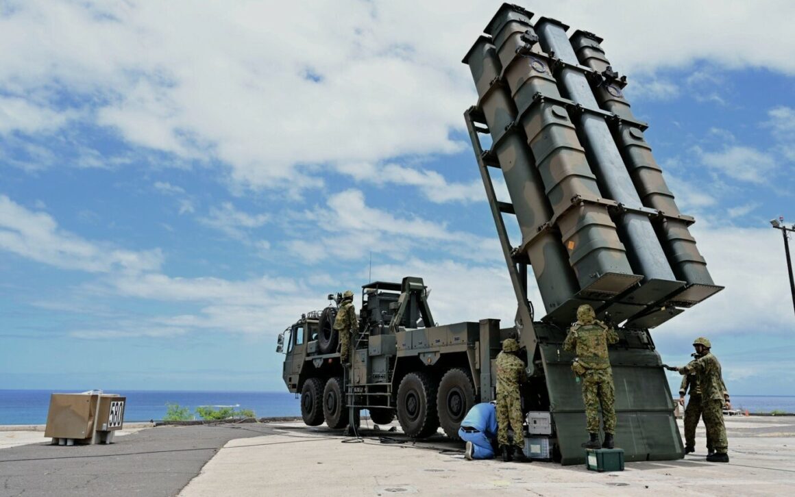 Japonia ia în considerare desfășurarea de rachete cu rază lungă de acțiune, cu care ar putea lovi ținte din Coreea de Nord și China