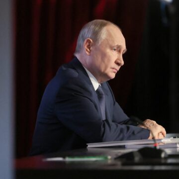 Kremlinul salută intenția lui Zelenski de inițiere a procesului de pace cu Rusia, dar așteaptă acțiuni concrete