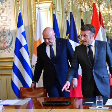 Emmanuel Macron condamnă bombardamentele Israelului asupra Libanului /„Este o încălcare a armistițiului, sunt atacuri inacceptabile”