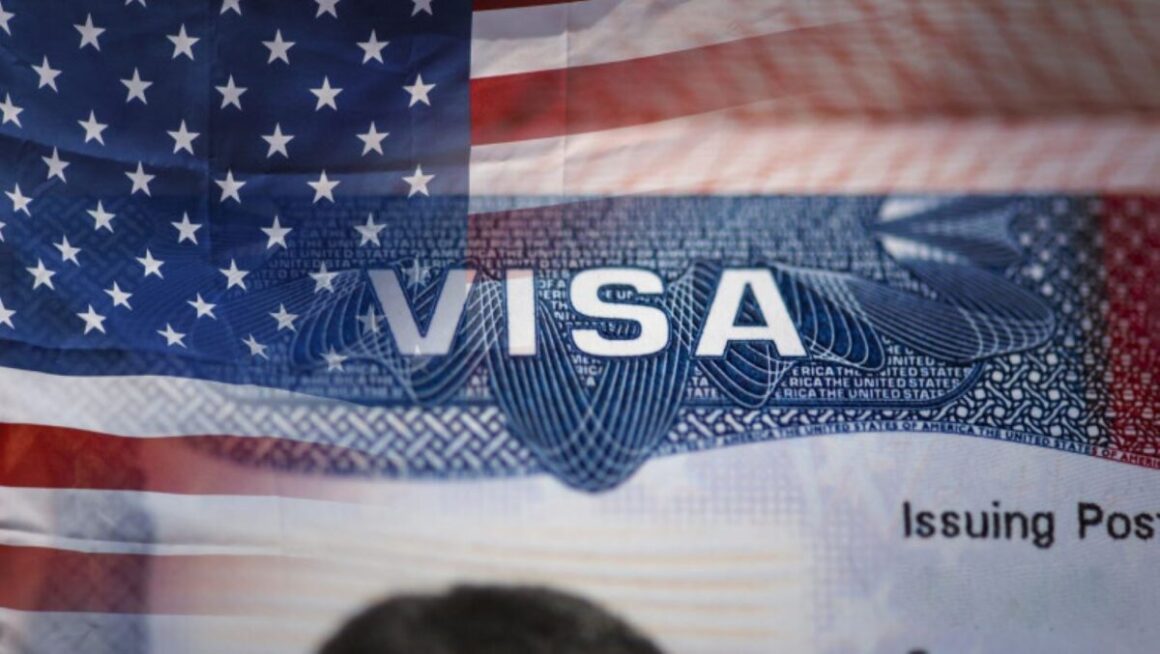 SUA suspendă includerea României în Programul Visa Waiver