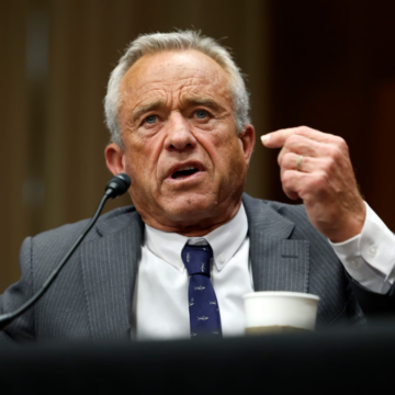 Robert F. Kennedy Jr. promite să găsească „cauza epidemiei de autism” până în septembrie