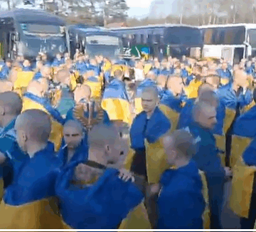 Schimb istoric de PRIZONIERI Rusia-Ucraina în ajunul Paștelui. Sute de combatanți ai Kievului s-au întors acasă