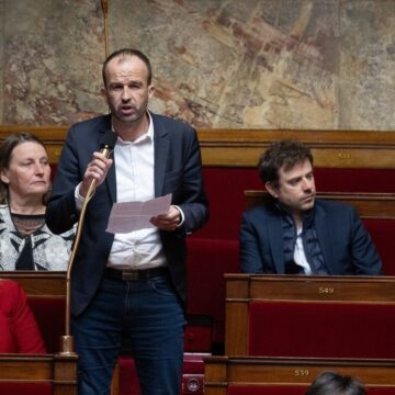 Opoziția din Franța se pregătește să voteze o moțiune de cenzură împotriva Guvernului, ca reacție la un „efort bugetar de 40 de miliarde”