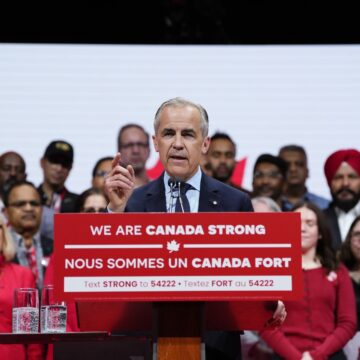 Liberalii câștigă scrutinul, arată primele date. Cel mai probabil, partidul premierului Carney va trebui să formeze o coaliție