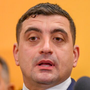 8028389-mediafax_foto-alexandru_dobre-scaled.jpg „Vă mulțumesc că v-ați disciplinat elevul”