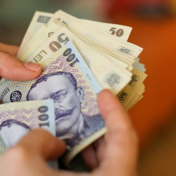 Deficit.jpeg Deficitul bugetar scade la 2,95% din PIB în primele 4 luni