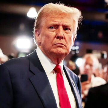 Cine cumpără crypto, poate câștiga o cină cu Donald Trump