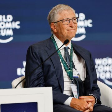 Bill Gates anunță că își va dona întreaga avere până în 2045