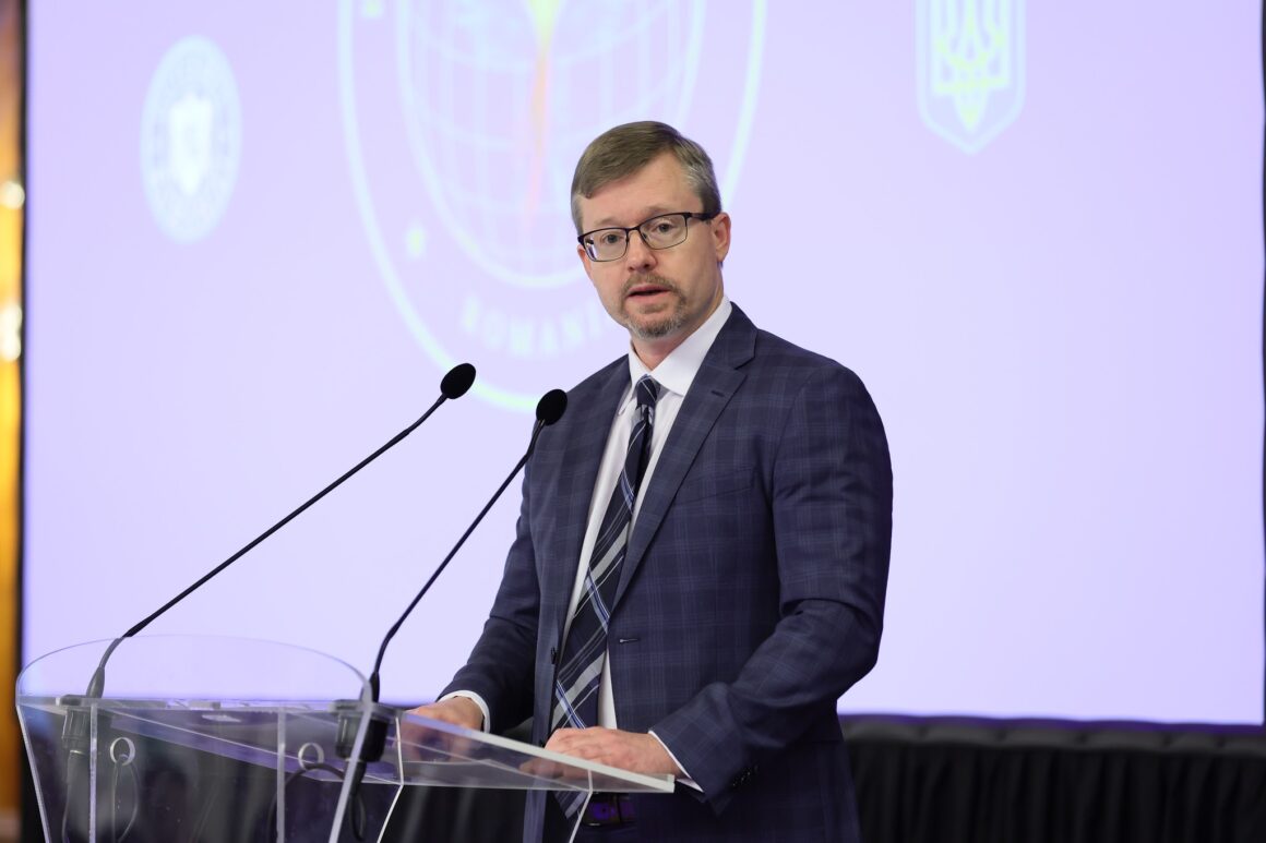 Ambasadoarea SUA la Bucureşti Kathleen Kavalec se retrage/ Michael Dickerson preia interimatul