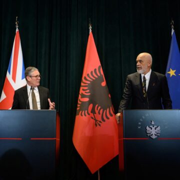 Liderii a 47 de țări și organizații se reunesc la summitul Comunității Politice Europene. Provocările de securitate și APĂRARE din Europa, pe agendă