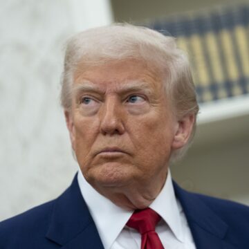 profimedia-1004280837.jpg Trump este „dezamăgit” de atacurile Rusiei asupra Ucrainei /„Vom răspunde altfel” dacă Putin „tergiversează lucrurile”