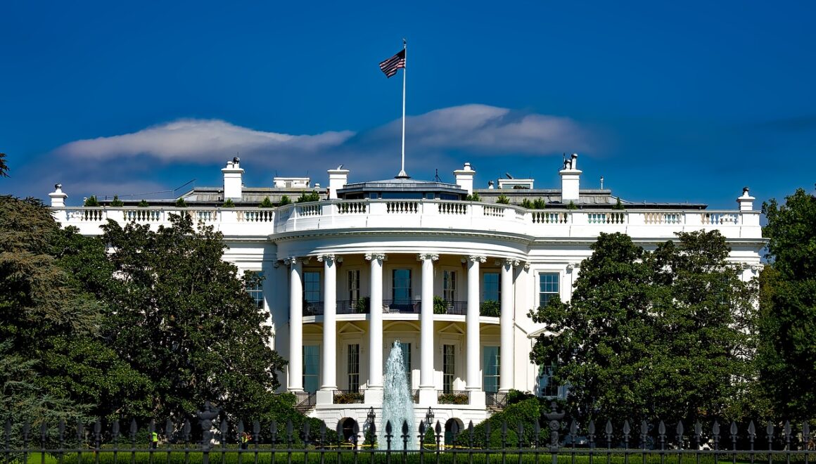the-white-house-1623005_1280.jpg Scandal la Casa ALBĂ, după ce o persoană s-a dat drept șefa de cabinet a lui Trump:”FBI tratează cu seriozitate ameninţările la adresa preşedintelui”