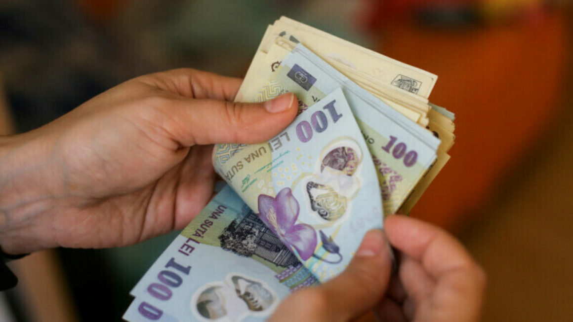 62367930.jpg Calea Victoriei se aşteaptă la creşterea taxelor şi impozitelor
