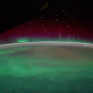 7e6ce1c576518f843366a83ac6236df0.jpg Jonny Kim a făcut primul videoclip time-lapse la bordul ISS