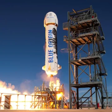 blue.webp.webp Blue Origin trimite azi 6 persoane în spațiu cu New Shepard
