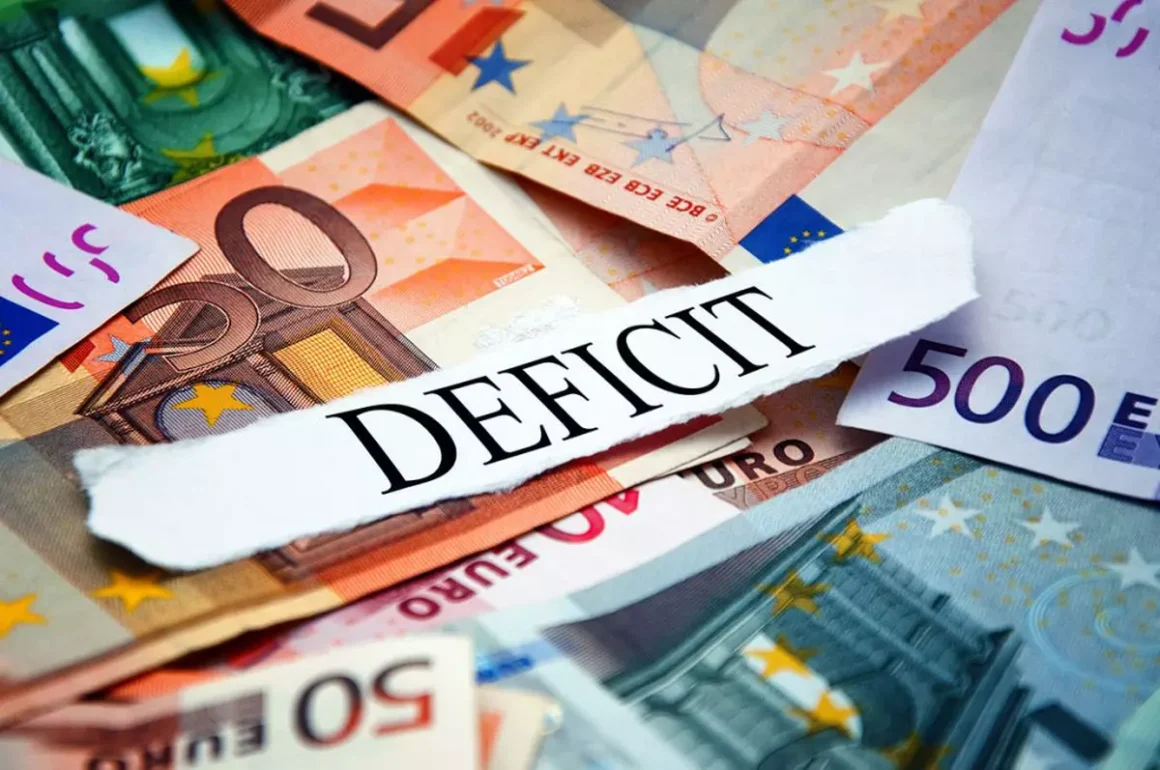 deficit-bugetar-foto-ilustrativa-shutterstock61172581-2-1024x680-1.webp.webp Are România 20 miliarde € pentru 500.000 de concedieri?