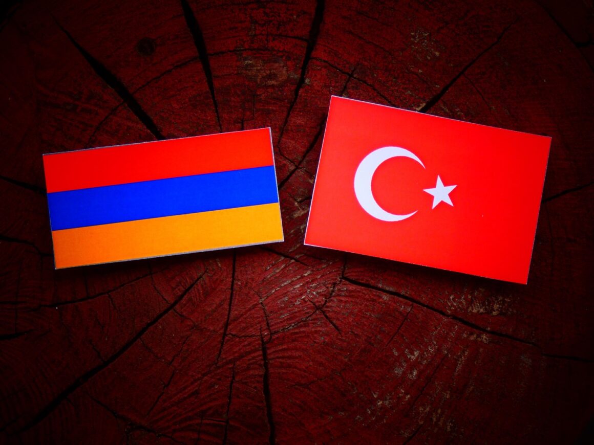 profimedia-0343441151.jpg Vizită „istorică” a premierului Armeniei în Turcia pentru discuții cu Erdogan
