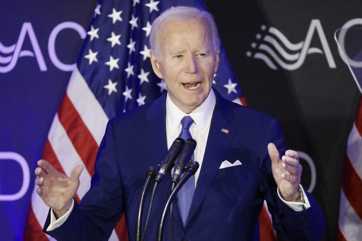 profimedia-1007311459.jpg Joe Biden reacționează după ce Donald Trump a solicitat o anchetă în ceea ce îl privește. Ce spune fostul lider american