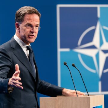 profimedia-1014142177.jpg Aliații europeni nu ar trebui să-și facă griji cu privire la angajamentul SUA față de NATO