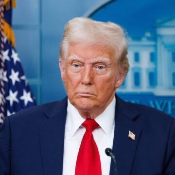 shutterstock_2586170819-scaled.jpg Trump solicită desființarea Departamentului Educației