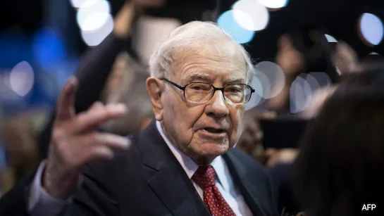 warren.webp.webp Warren Buffett a donat 6 miliarde de dolari către Fundația Gates
