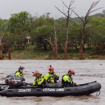 inundatii-texas_profimedia.jpg Inundații istorice în TEXAS: 24 de morți și zeci de copii dispăruți!