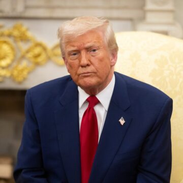 shutterstock_2609265773-1280x853.jpg Donald Trump, diagnosticat cu insuficiență venoasă cronică. Ce este această boală
