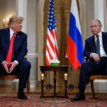 trump-putin.jpg Kremlinul nu exclude o ÎNTÂLNIRE la nivel oficial între președinții Vladimir Putin și Donald Trump. Când ar putea avea loc întrevederea