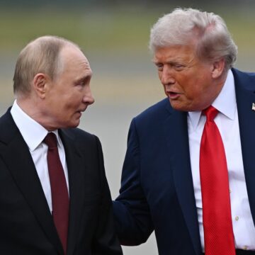 Trump și Putin, la o mică DISCUȚIE amuzantă după negocierile restrânse / Concluziile întâlnirii