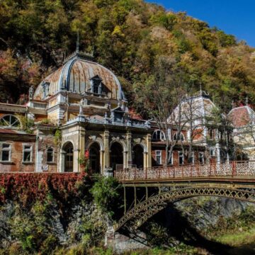 Herculane.jpg Oana Chirilă și Cristina Apostol au inițiat Herculane Project