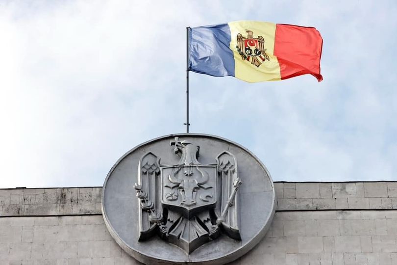 alegeri-moldova-1.jpg Partidul „Moldova Mare”, asociat cu Ilan Șor, a fost scos din cursa electorală de la Chișinău. La fel, partidul „Pentru Oameni, Natură și Animale”