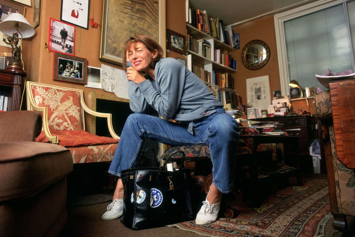 jane-birkin-1600168459-scaled-1.jpeg În ce investești azi? Modă de lux