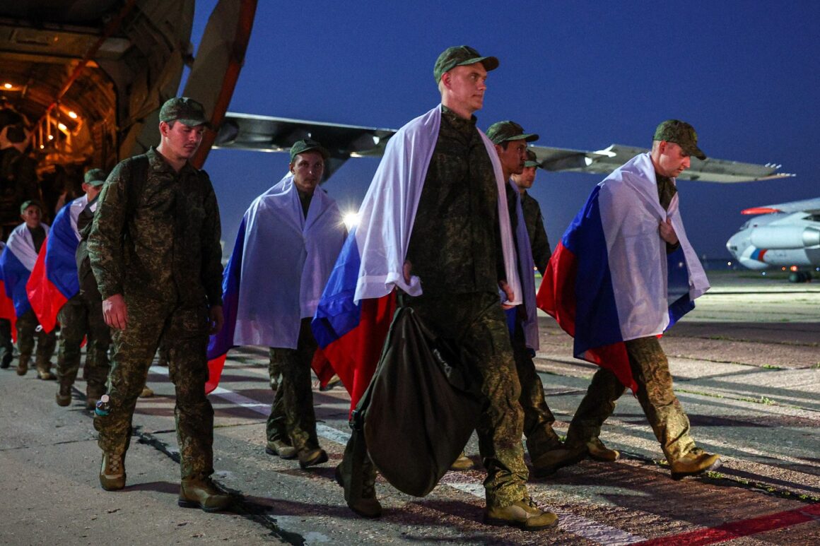 profimedia-1025247241.jpg Un nou schimb de prizonieri între Rusia și Ucraina, mediat de Emiratele Arabe, cu o zi înainte de summitul Trump-Putin din Alaska