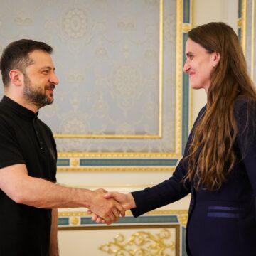 zelenski-oaia-toiu.jpg „31 august devine Ziua Limbii Române și în Ucraina”