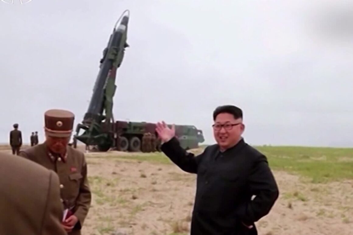 Coreea de Nord nu va renunţa niciodată la armele sale NUCLEARE