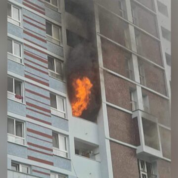 WhatsApp-Image-2023-08-17-at-10.25.16.jpeg Un român de doar 21 de ani a devenit EROU în Italia, după ce a salvat o femeie dintr-un incendiu. De ce nu poate deveni pompier, deși își dorește