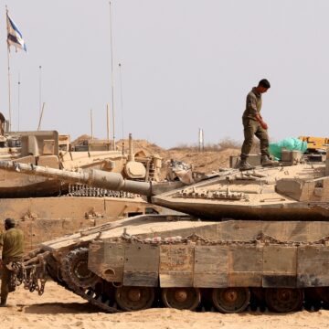 profimedia-1029193451.jpg Zeci de mii de rezerviști israelieni au început să se prezinte la unități, înaintea unei noi ofensive în Gaza