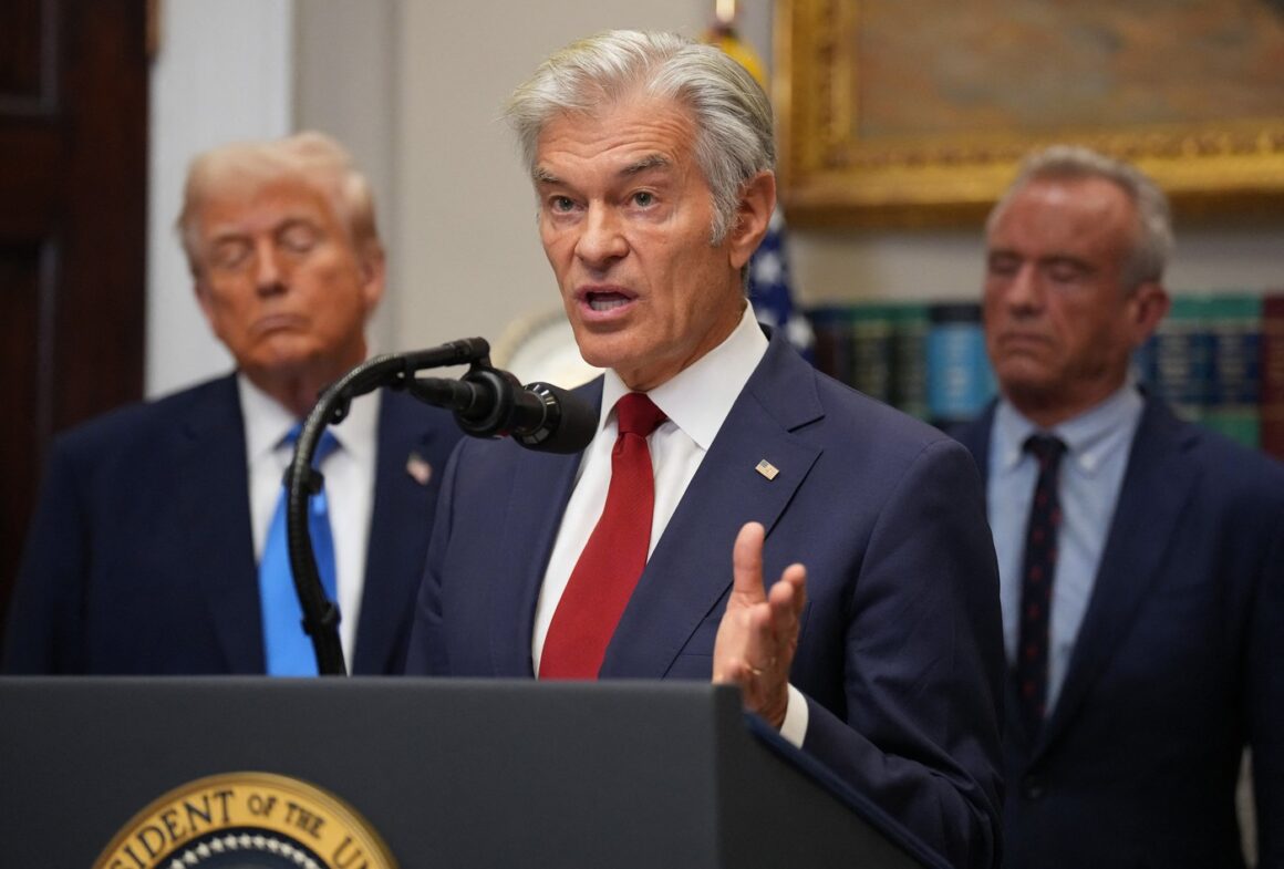 profimedia-1039452966.jpg Trump a făcut un anunț important despre un medicament uzual și autism /Experții recomandă prudență