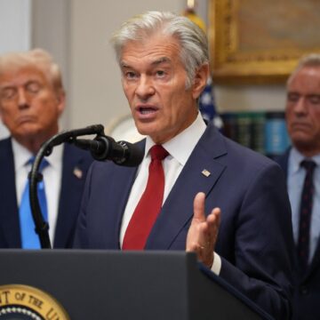 profimedia-1039452966.jpg Trump a făcut un anunț important despre un medicament uzual și autism /Experții recomandă prudență