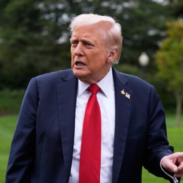profimedia-1041942202.jpg Trump avertizează că vor fi disponibilizări masive în cazul blocajului instituțional /„Doar din cauza politicienilor din Partidul Democrat”