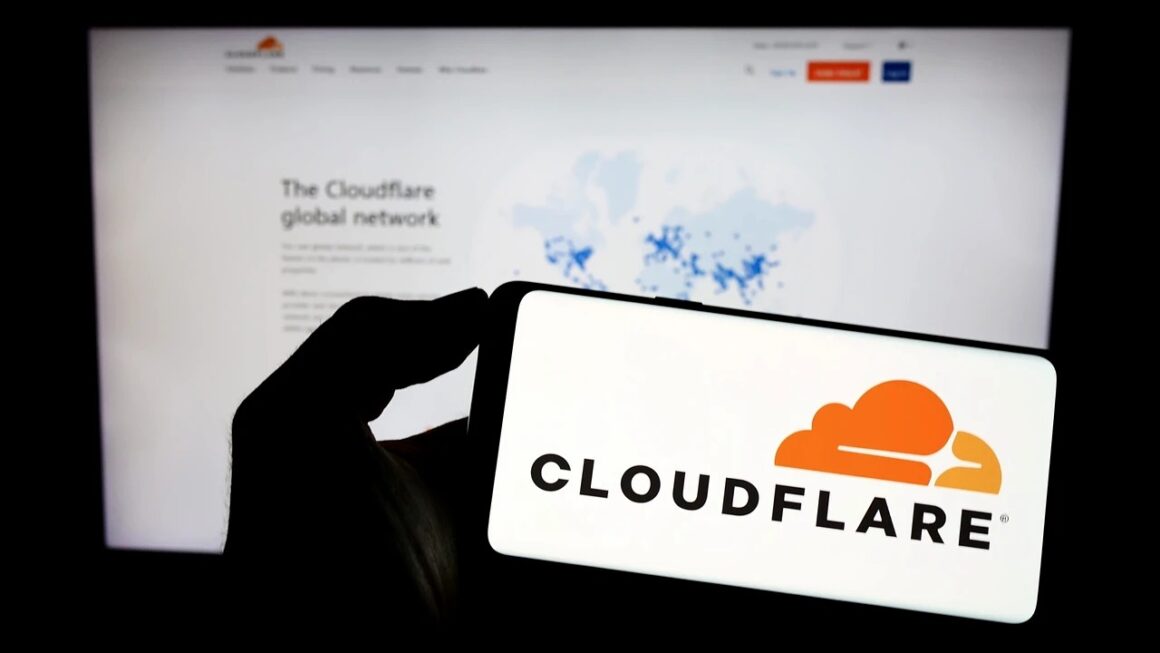 Cloudflare a dezvăluit cauza pentru care internetul a picat la nivel global